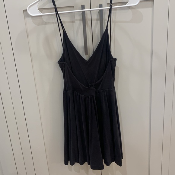 Urban outfitters silence + noise charcoal grey romper with low cut back - Picture 7 of 8